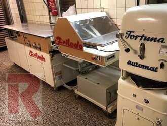 FRILADO MSA 80 Schnittbrötchenanlage mit Umsetzer
