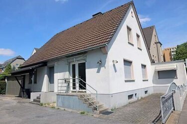 Gewerbeimmobilie für Lebensmittelverarbeitung mit Kühlräumen Velbert-Mitte