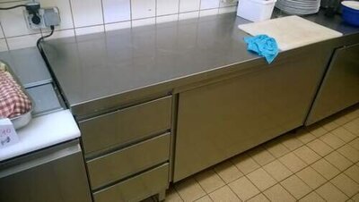 Arbeitstisch Edelstahl 2900 mm