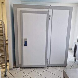 Tiefkühlzelle gebraucht in gutem Zustand