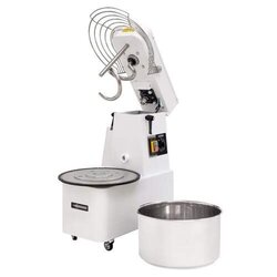 Teigmaschine mit hausziehbarer Schüssel  22 L