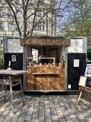 Pferdeanhänger umgebaut für Pizza und Eventgastronomie