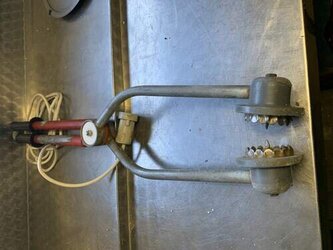 Betäubungszange für Schweine - Schafe 220 Volt