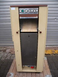 KALMEIJER Gebäckformmaschine mit 2 Walzen und 6 Blechen
