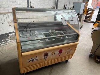 Eisvitrine ISA Jamaica