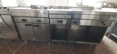 Teile einer Kochstrecke Bain-Marie u Arbeitsschrank MARENO