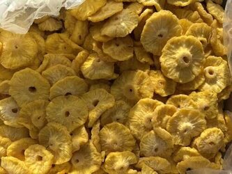 Buchweizen und Trockenfrüchte