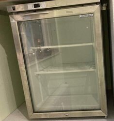 Tiefkühlschrank mit Glastüren