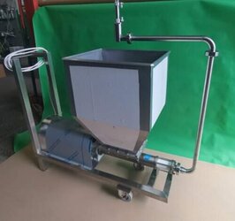 Misch-, Passier- und Abfüllanlage