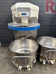 Spiralkneter Diosna SPV 160 AF mit 2 Kesselwagen