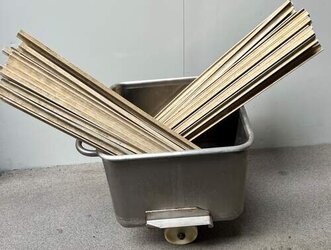 Edelstahl Beschickungswagen 120 ltr mit ca.115 Rauchspieße