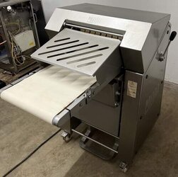 Entschwartungs- und Entvliesmaschine Maja ESB 4434V