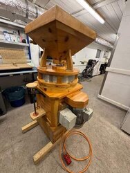 Waldner Osttiroler Steinmühle Getreidemühle GM40