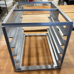 Transportgestell - Kuchen-Transportgitter  5 Einschübe60x40