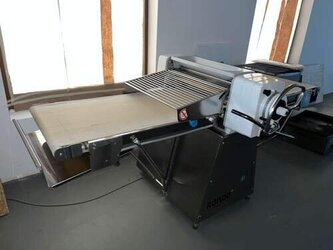 Ausrollmaschine RONDO Manomat 2000