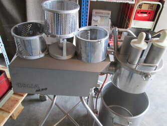 Küchenmaschine Solia