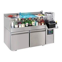 Kühltisch mit Cocktail-Bar-Station